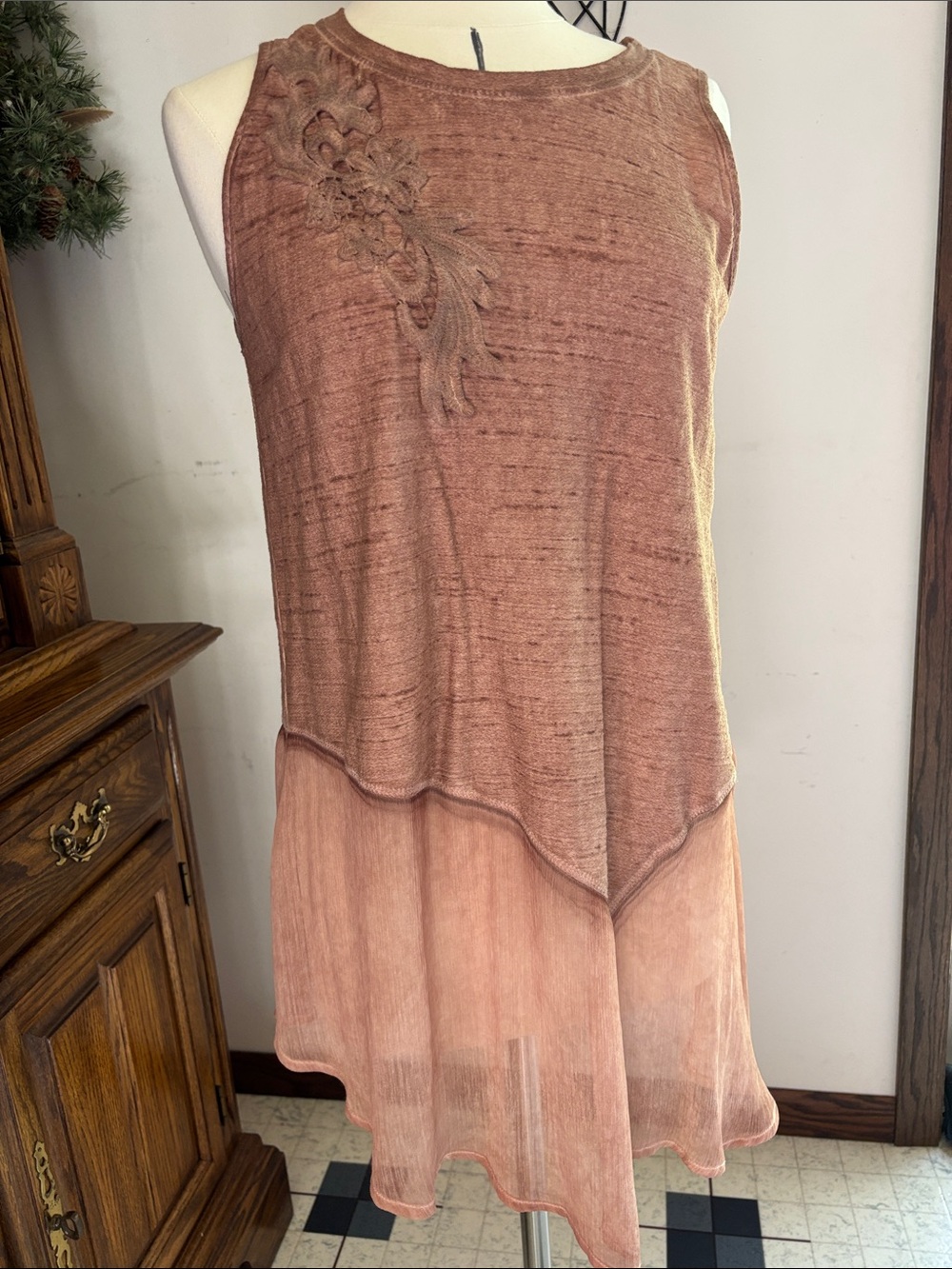 Mystree Rosewood Layered Sleeveless Tunic with Floral Applique